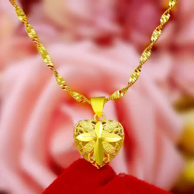 Gold Plated Heart Necklace | قلادة قلب مطلية بالذهب